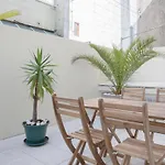 Liiiving In - Terrace Downtown Appartement *