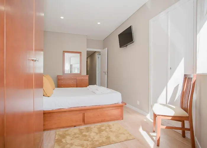 Liiiving In - Terrace Downtown Apartment Porto